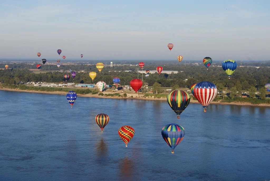 balloons over river